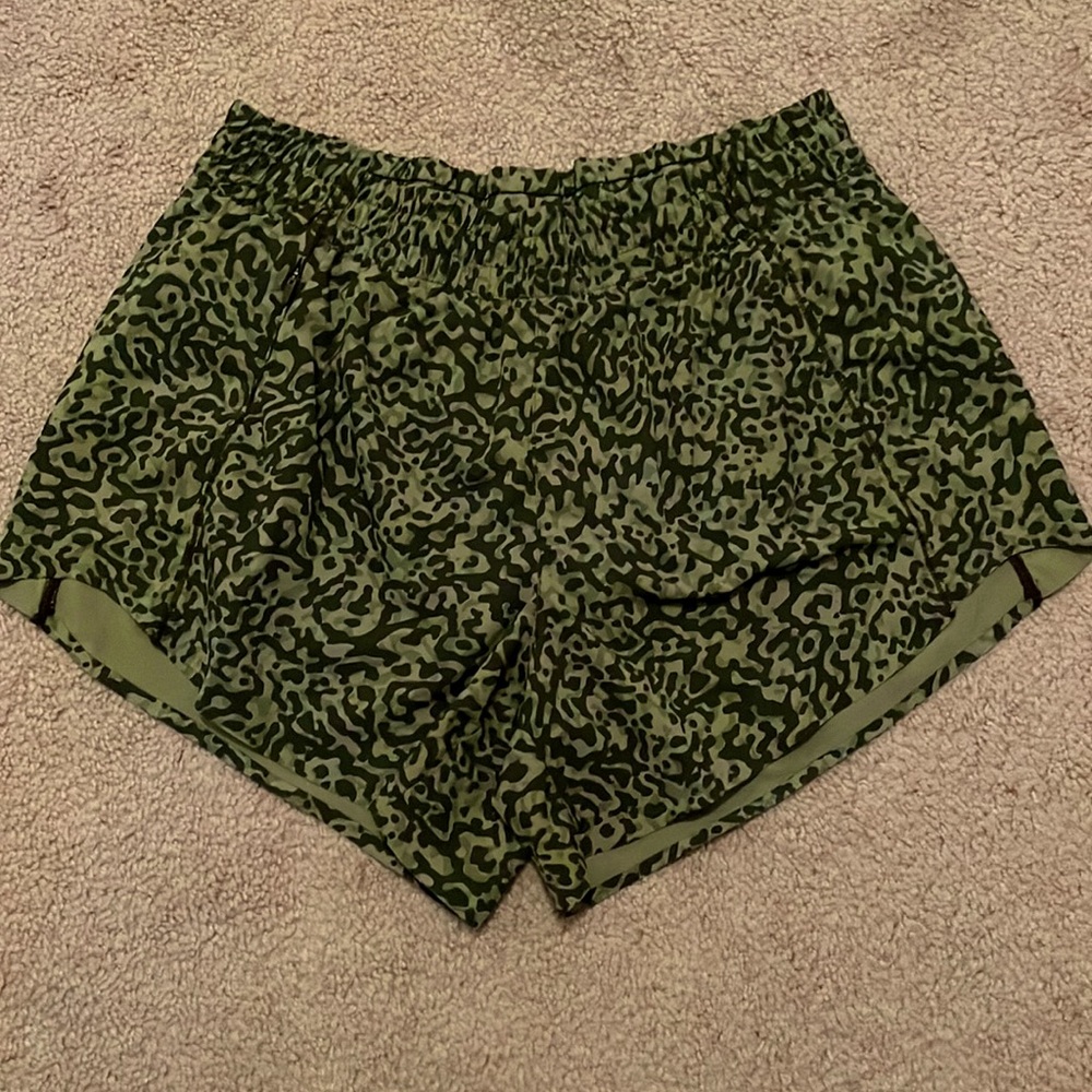 Athleta lined hustle short